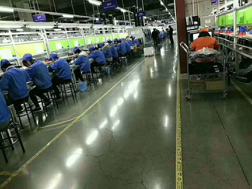 电子厂普工 月薪6000包吃住与电子技术机遇